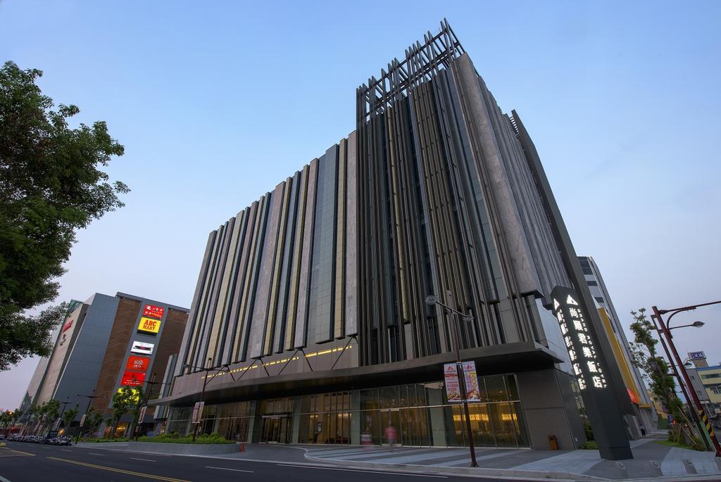 Grand Royal Hotel Toufen Dış mekan fotoğraf
