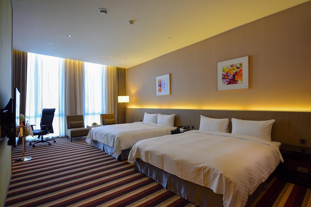 Grand Royal Hotel Toufen Dış mekan fotoğraf