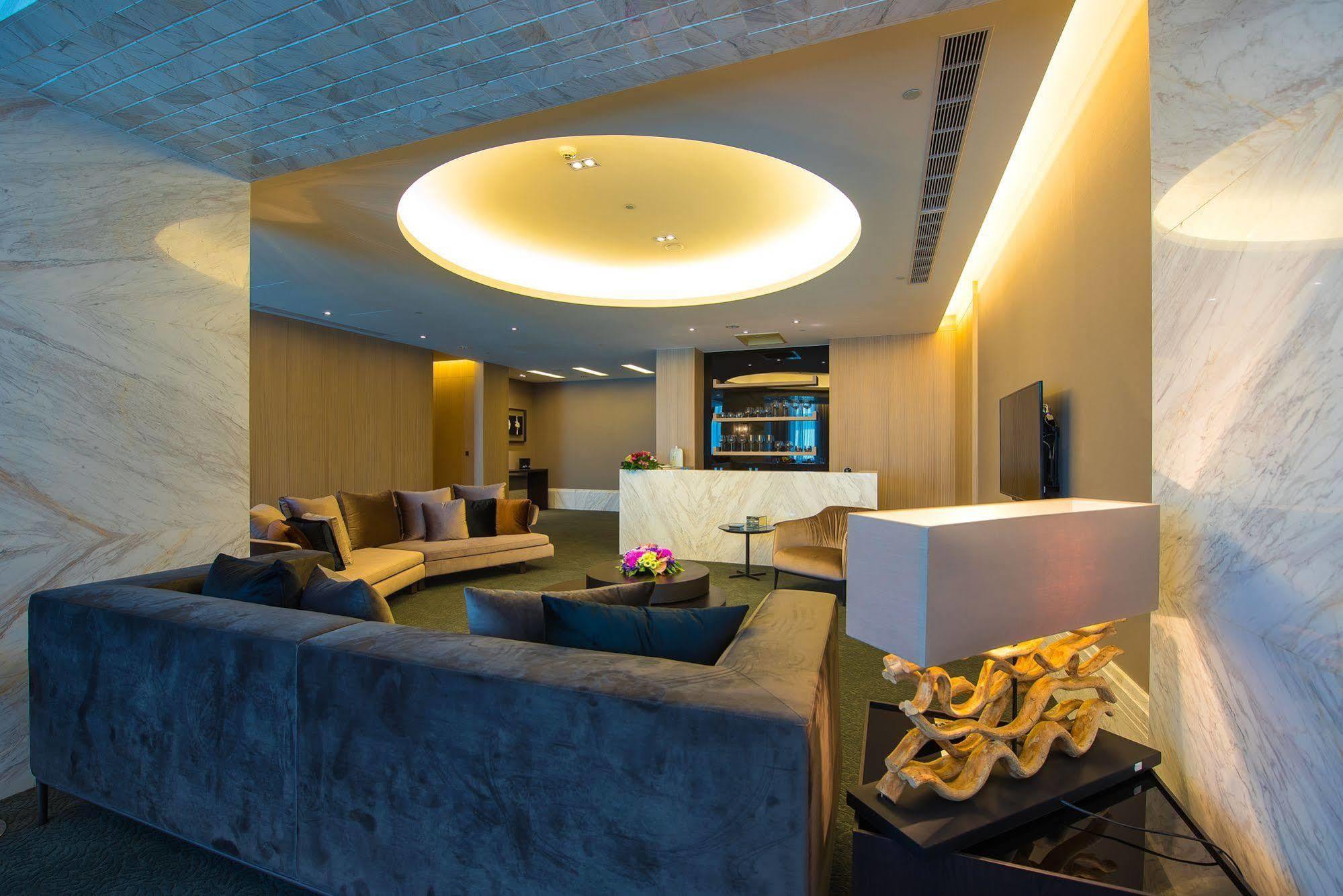 Grand Royal Hotel Toufen Dış mekan fotoğraf
