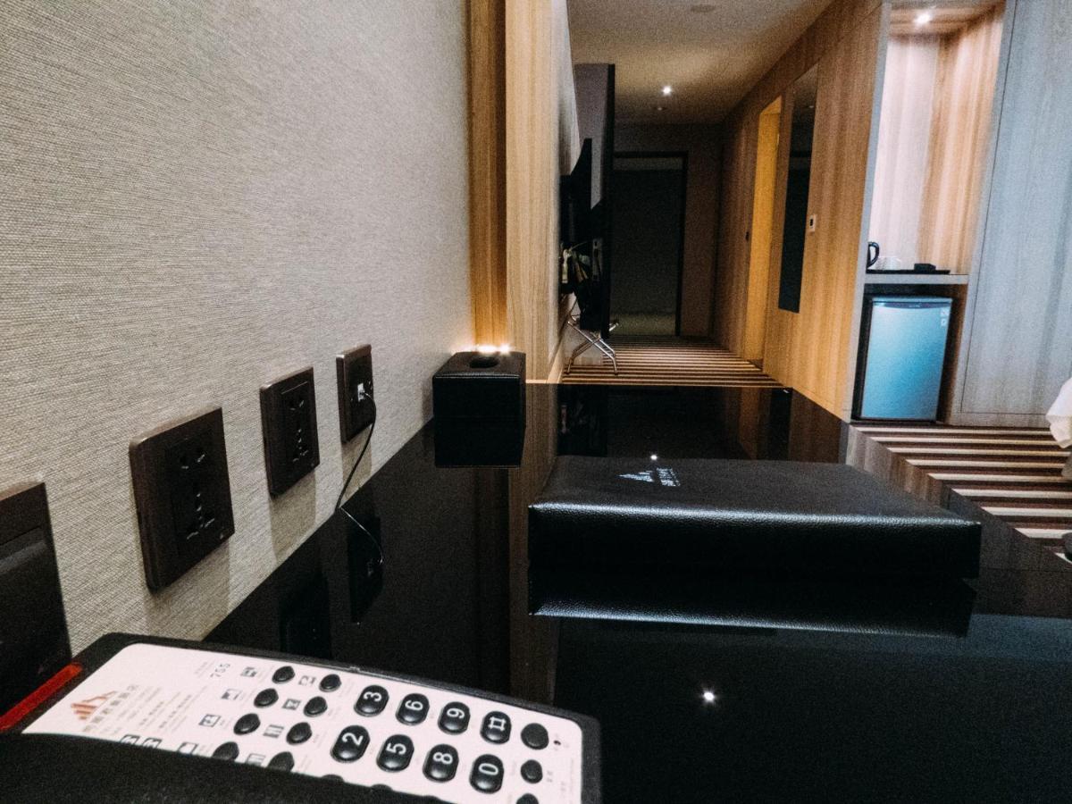 Grand Royal Hotel Toufen Dış mekan fotoğraf